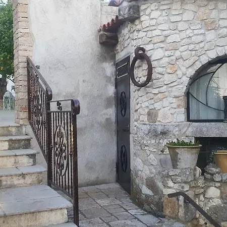 Case Vacanza La Greppia Апартаменты Роди-Гарганико