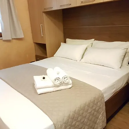 Case Vacanza La Greppia Апартаменты Роди-Гарганико